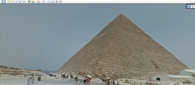 Google Earth Pro'da Piramitlerin sokak görünümü